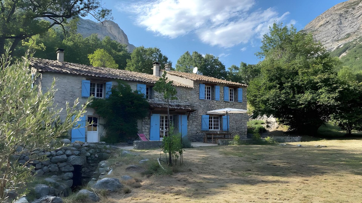Entrepierres House | House in Provence in the Old Fuller's Mill