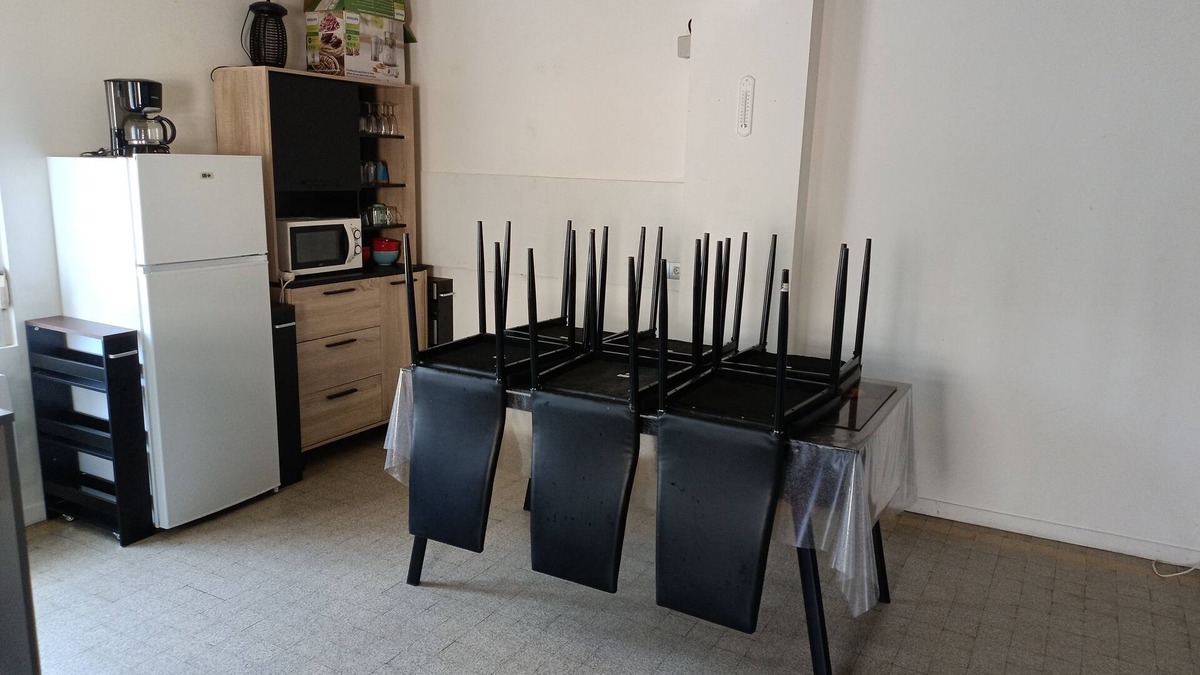 Blacy House | House in quiet village