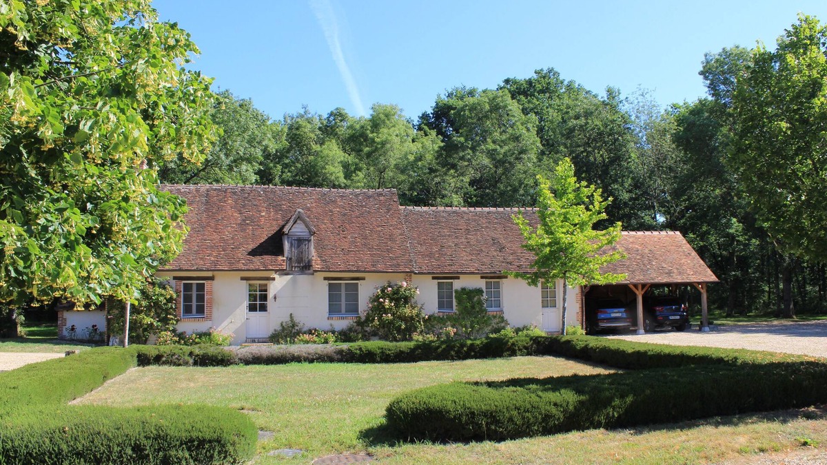 Selles-Saint-Denis Other | House in Selles St Denis