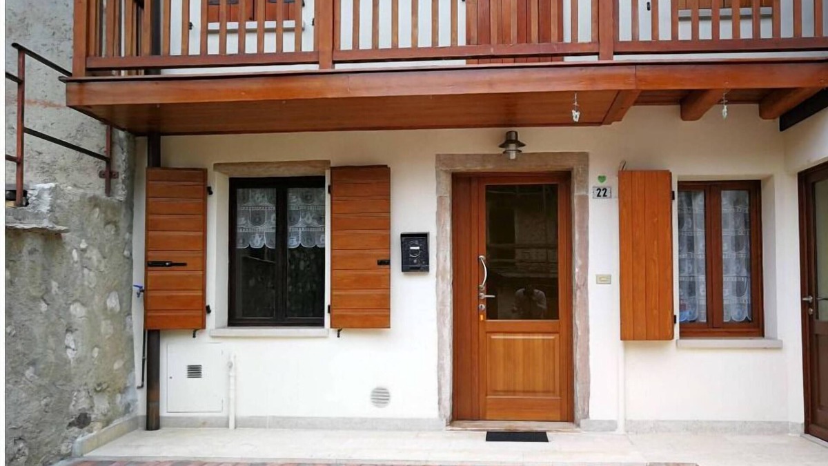 Feltre Apartment | House in the courtyards