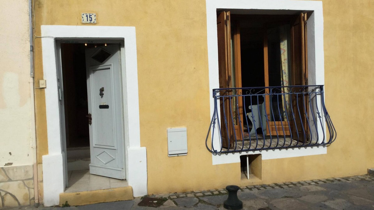 Meze House | House in the historic center of Mèze (Hérault)