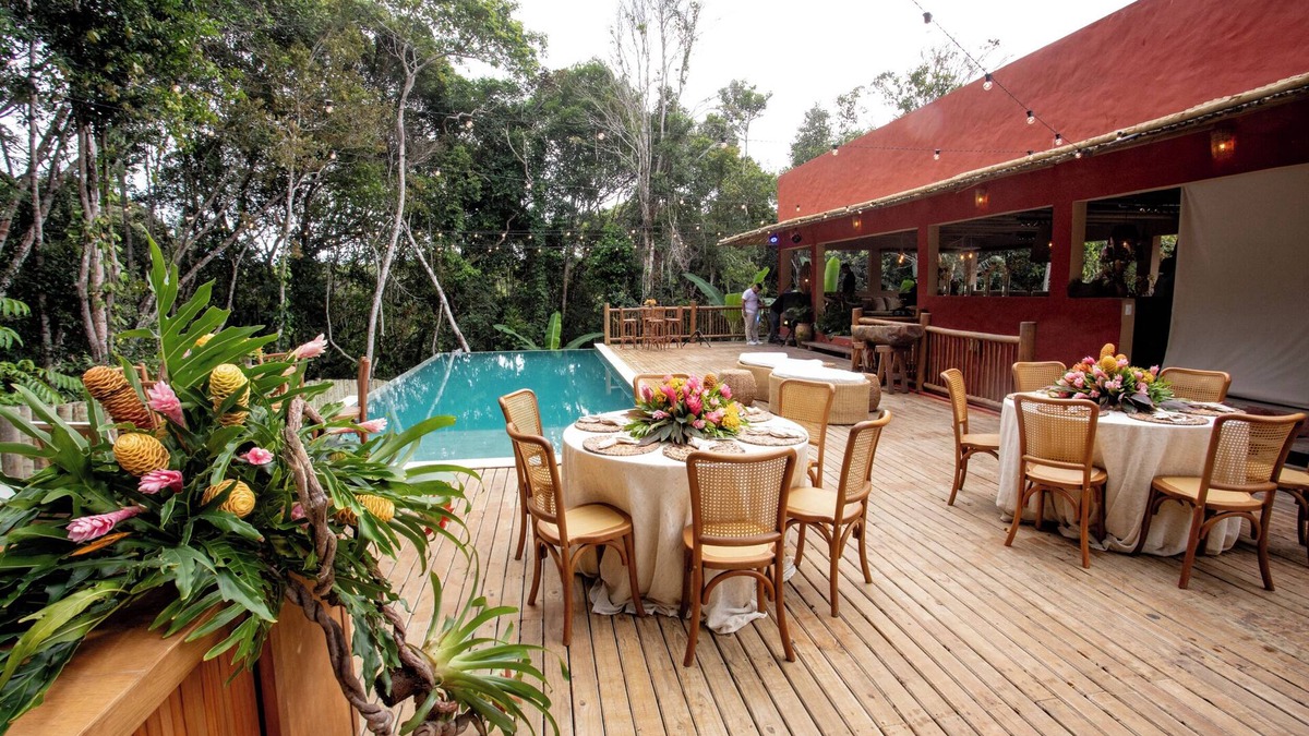 Trancoso House | House in Trancoso - Nightclub, Pool and Full Staff