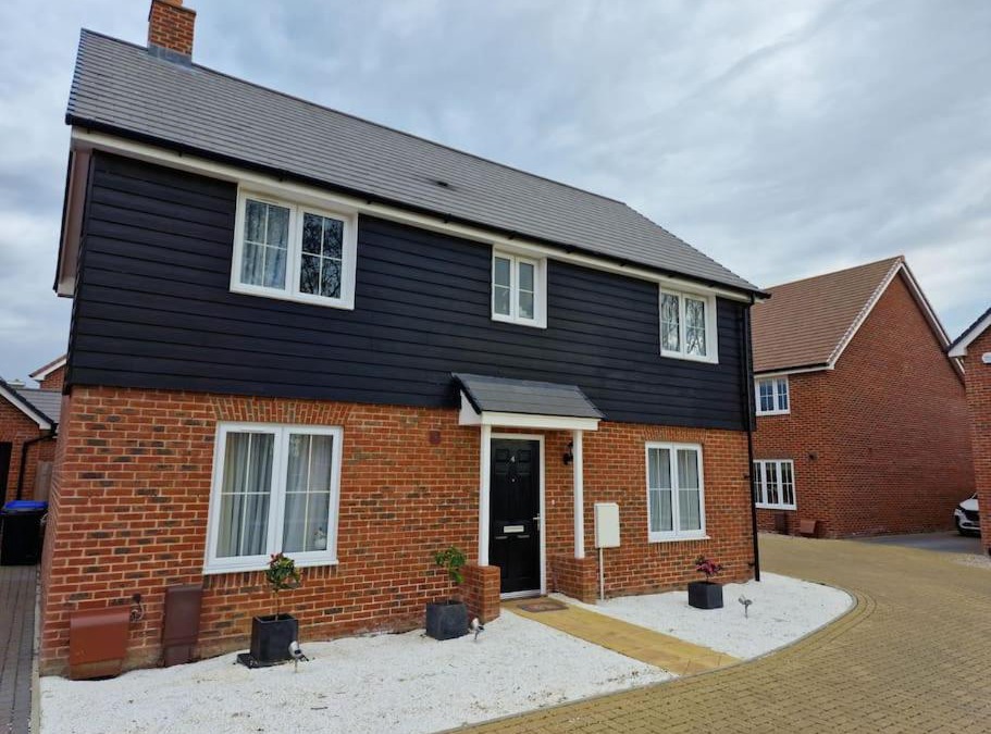 Ford Villa | House in West Sussex, Chichester, Eastergate, 5 minutes driving from Goodwood