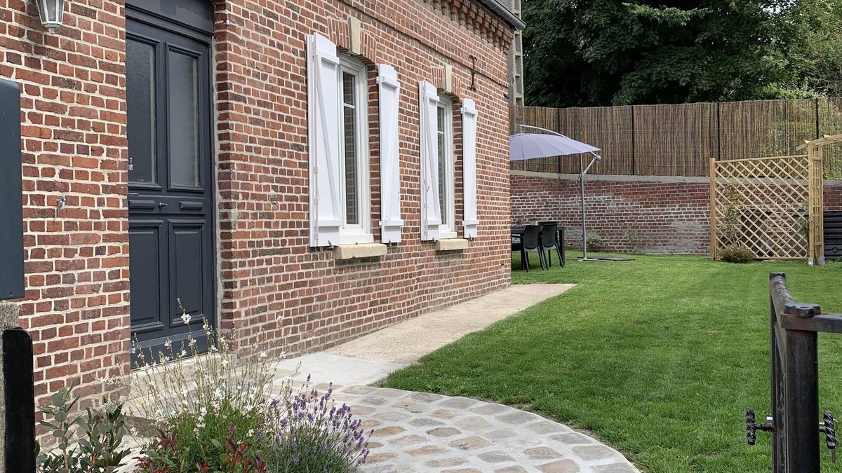 Eu House | House Les Hortensias