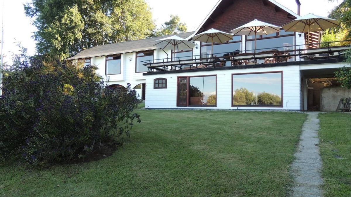 Panguipulli House | House/Lodge (Concierge Service Available) Northern Patagonia