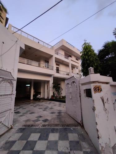 Jaipur House | House No 87A
