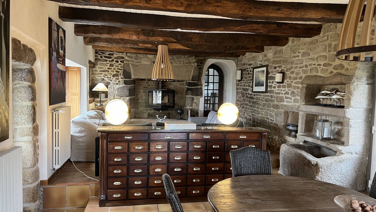Plouneour-Trez House | house of character and charm of the 16th century, facing the bay of Goulven