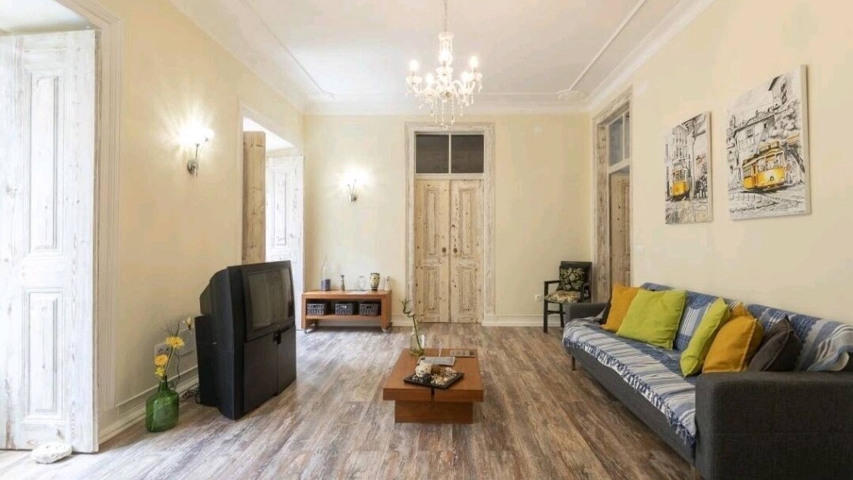 Santa Maria Maior Apartment | House of S. Vicente (Free Airport Transfer)