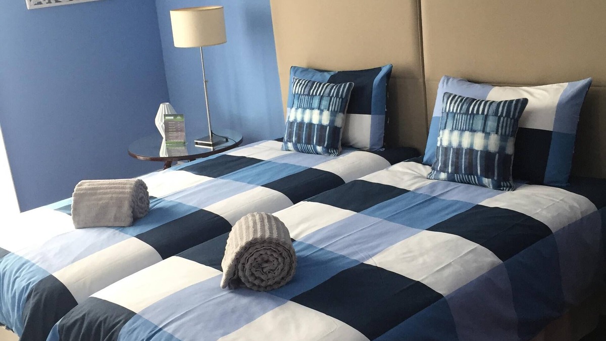 Ponta Delgada House | House of Saint Margaret
