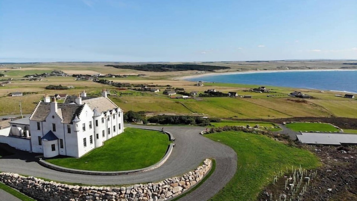 Hunspow Villa | House of the Northern Gate