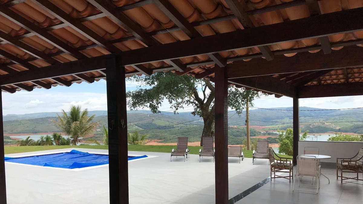 Capitolio House | House on Lake Escarpment, Perfect for Families and Children with Boating