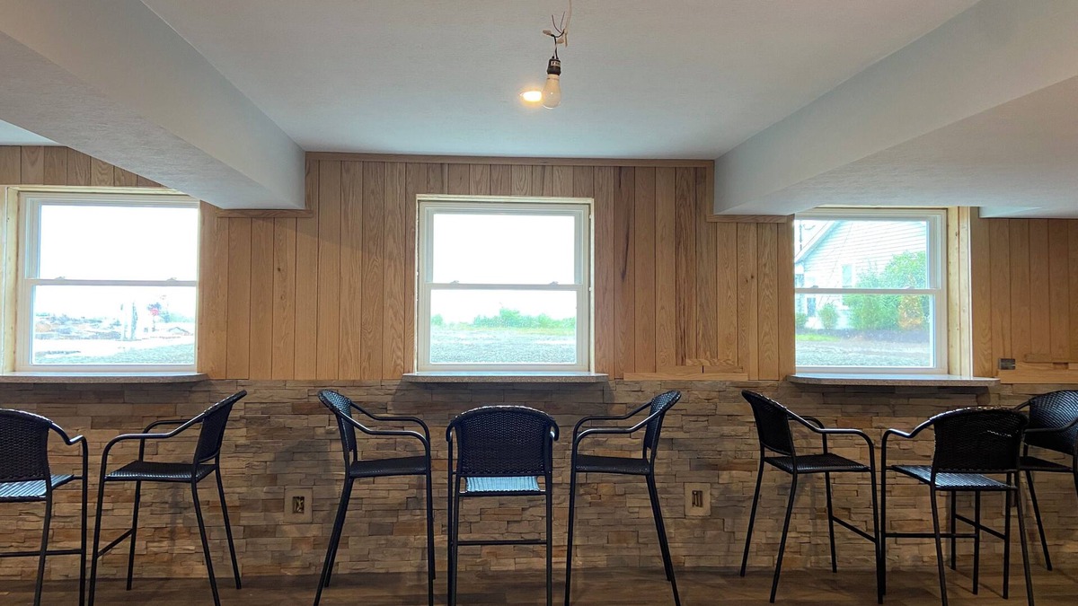 Lake City House | House on Lake Erie Bluff! Gorgeous lakefront view with spectacular sunsets!