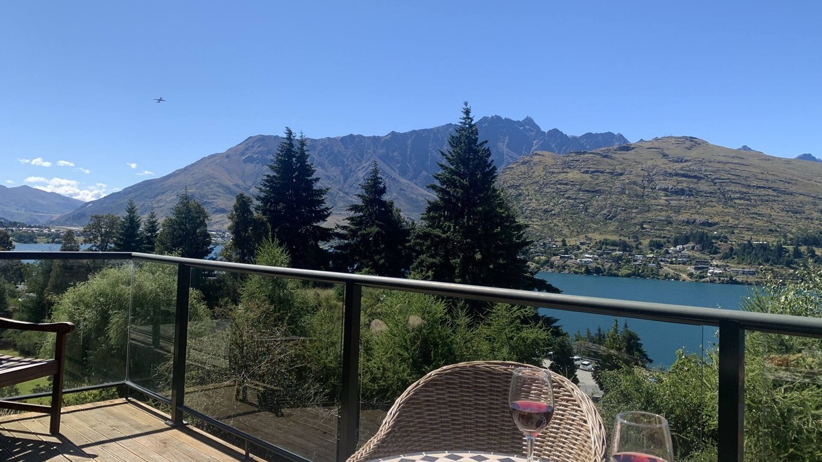 Queenstown Apartment | House on the Hill in Queenstown