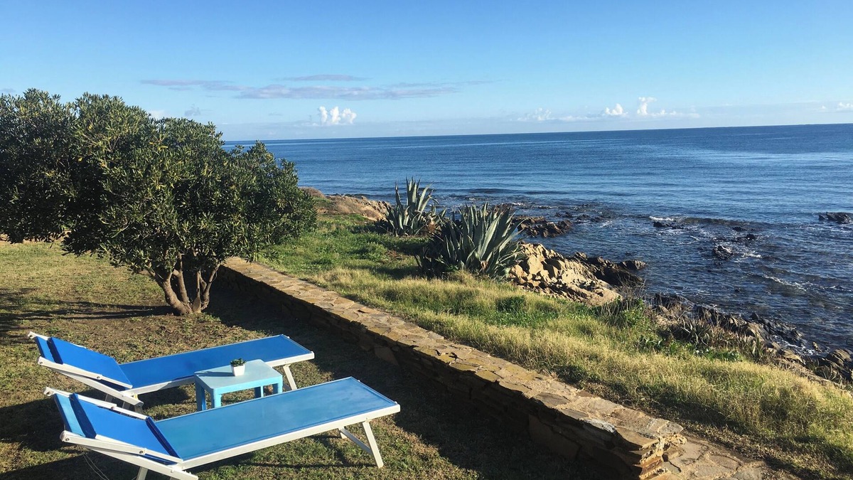 Stintino House | HOUSE ON THE SEA, WATERFRONT, BREATHTAKING VIEW WITH GARDEN AND PRIVATE BEACH