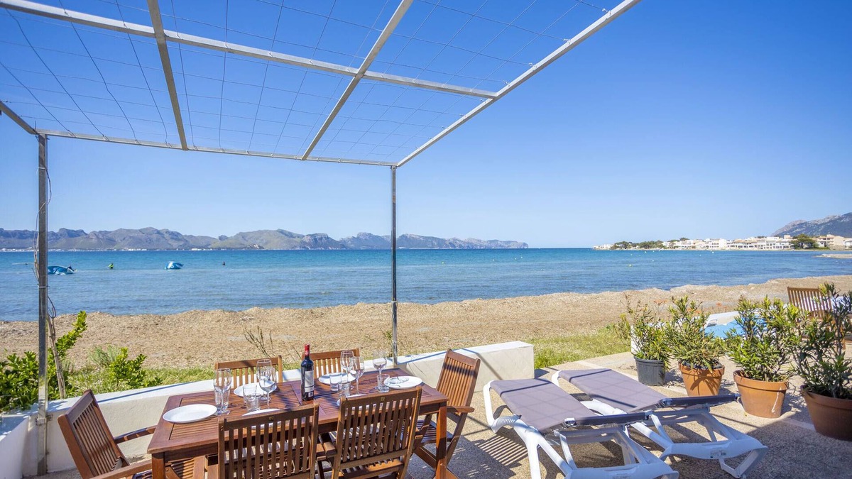 Alcudia Ski Chalet | House Ran de Mar Beach