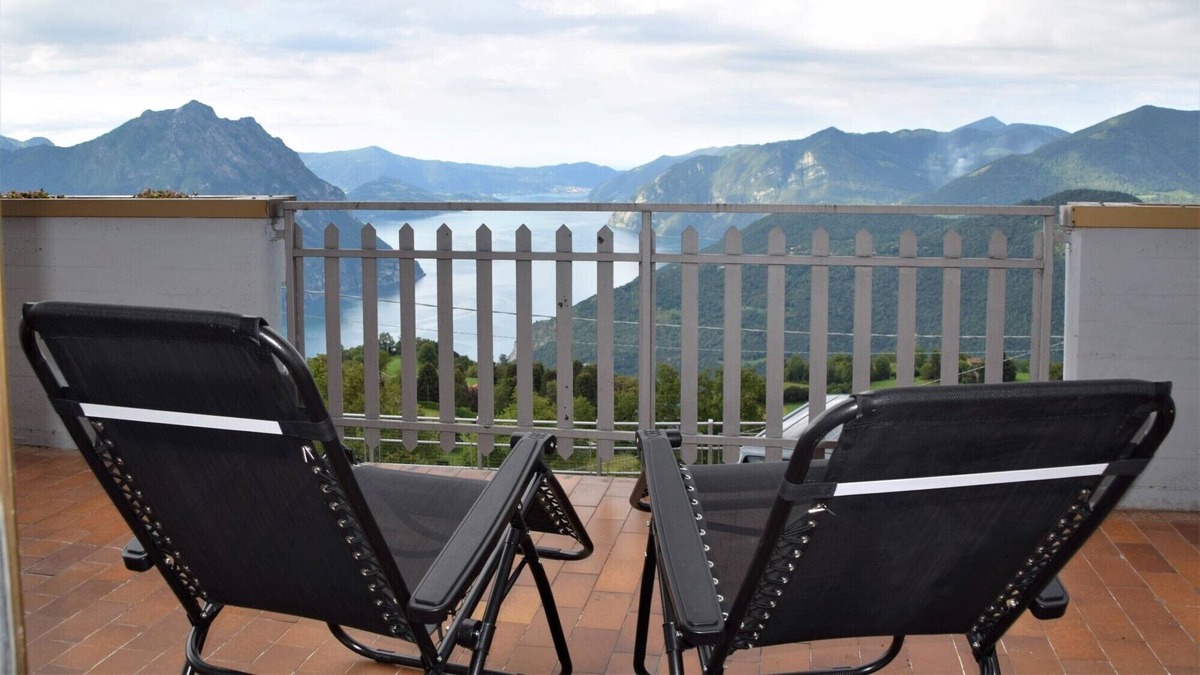 Bossico Apartment | House relax and nature, near the forest and lake view