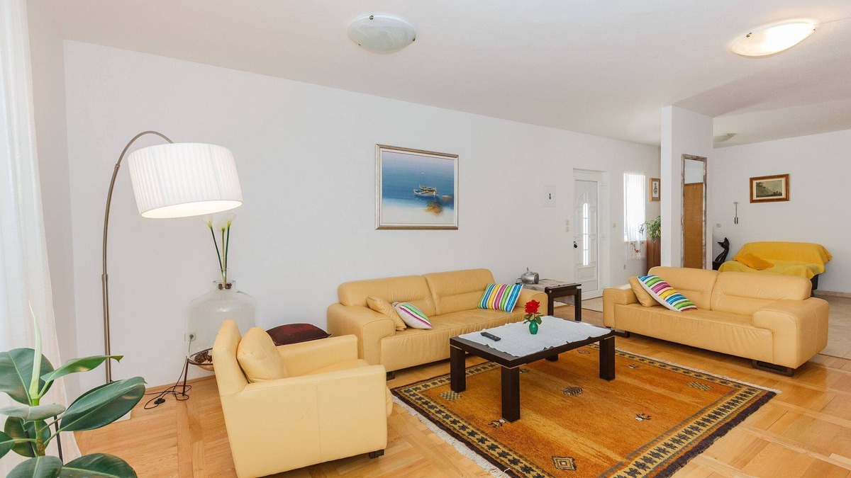 Mirce House | House Sanda (105401-K1) - Mirca - island Brac