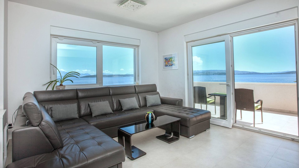 Stomorska Apartment | House/seafront Apartment Pelegrin , 3 Room , 4* Family friendly Apartment