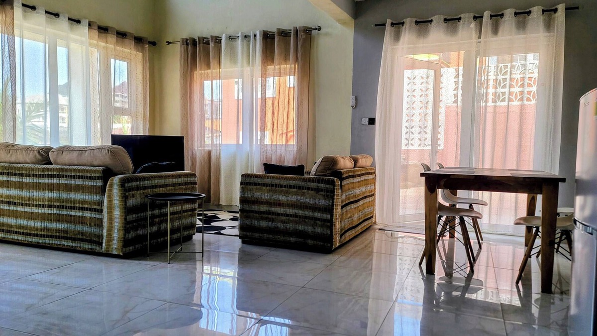 Freetown House | House Sleeps6-Bbq-Balcony-ScenicMountainView