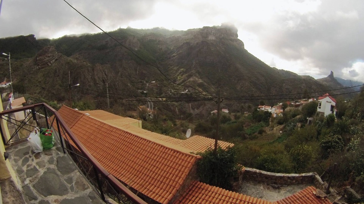 Tejeda Villa | House Sleeps6-Parking-Garden-Pool in summer-Pet