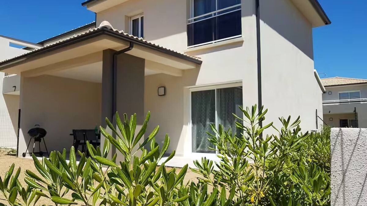 Santa-Lucia-di-Moriani Apartment | House T3, near the sea, relaxing setting