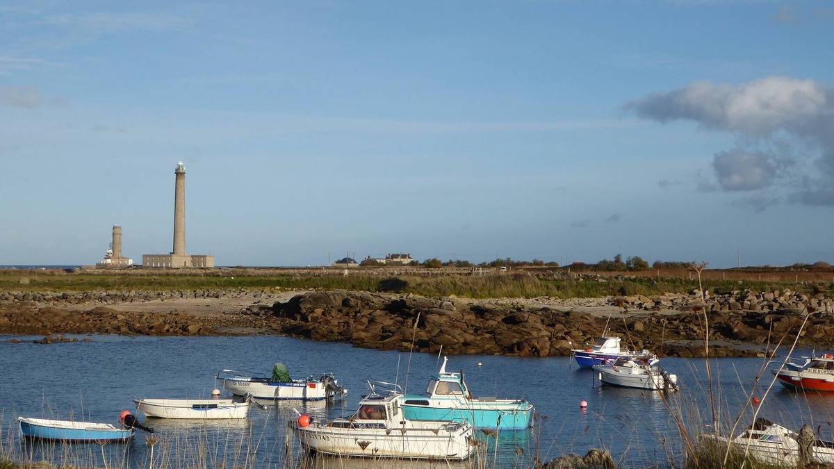 Gatteville-le-Phare House | House TER MER direct view of the Gattemare lake and the sea,