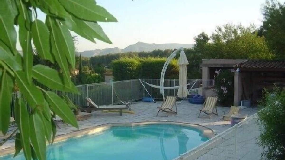 La Bouilladisse House | House very calm, accés SWIMMING POOL, between Cassis and Aix en Provence, cleared View