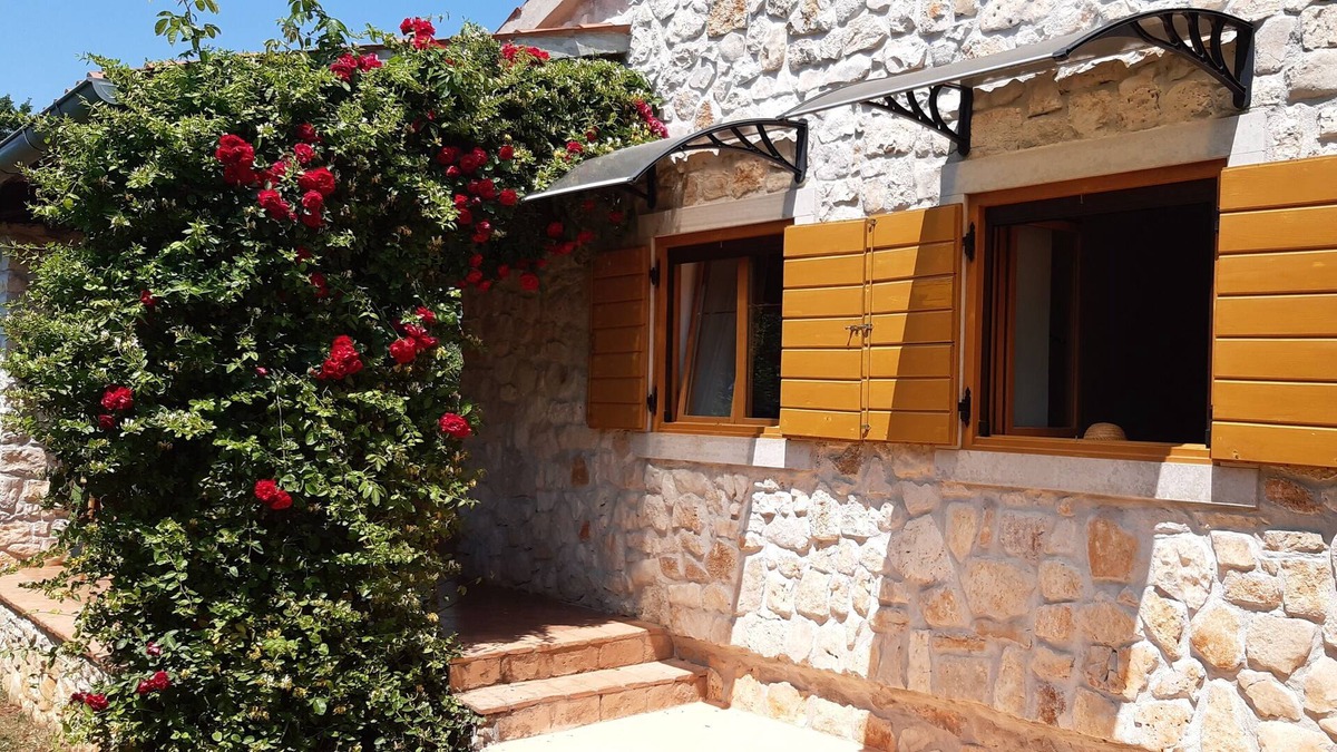 Medulin Cabin | House Vilma: garden, dog, internet, air condition, barbecue, parking, family friend