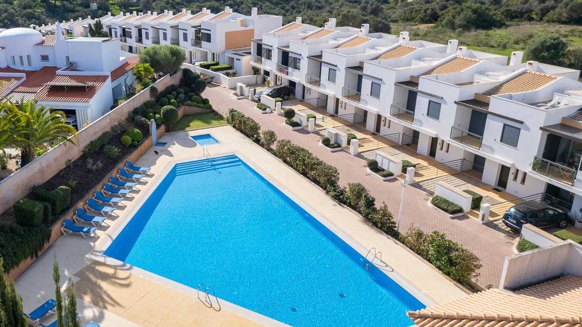 Vale de Santa Maria Ski Chalet | House w/Pool, Sea View & BBQ – Albufeira