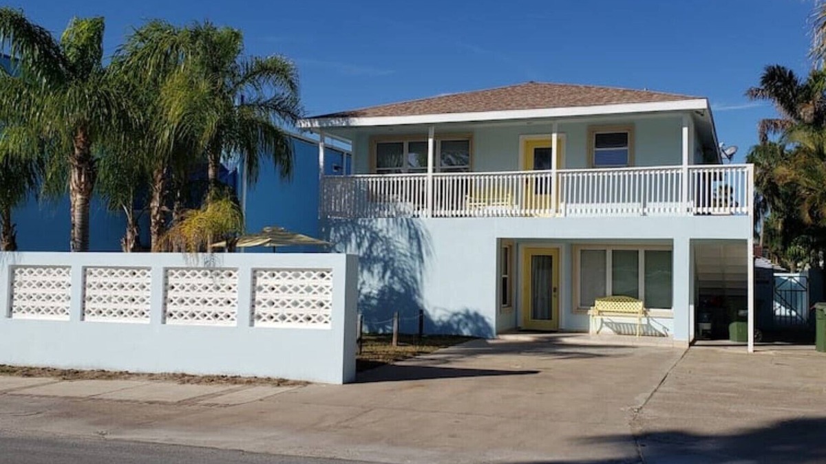 South Padre Island House | House w/Private Pool - Walking distance to beach