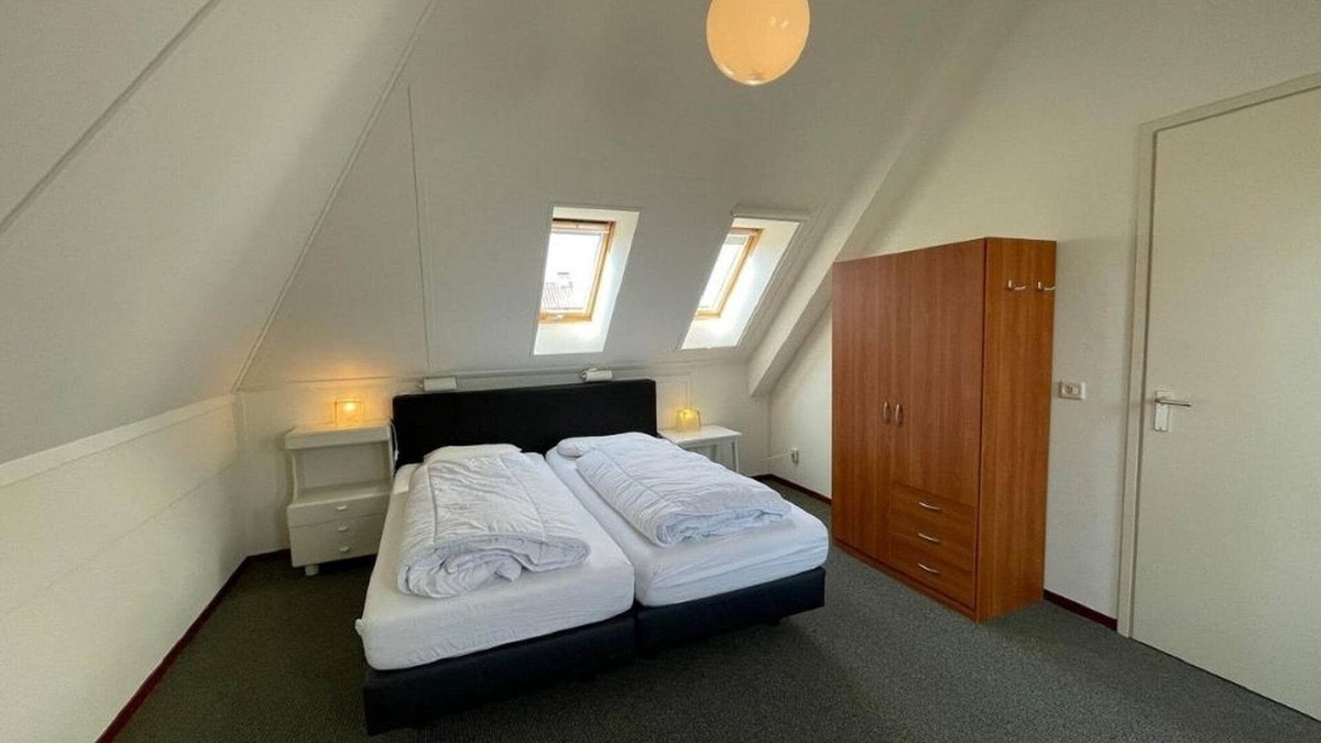 Sint Nicolaasga House | House with a terrace near Langweerder Wielen