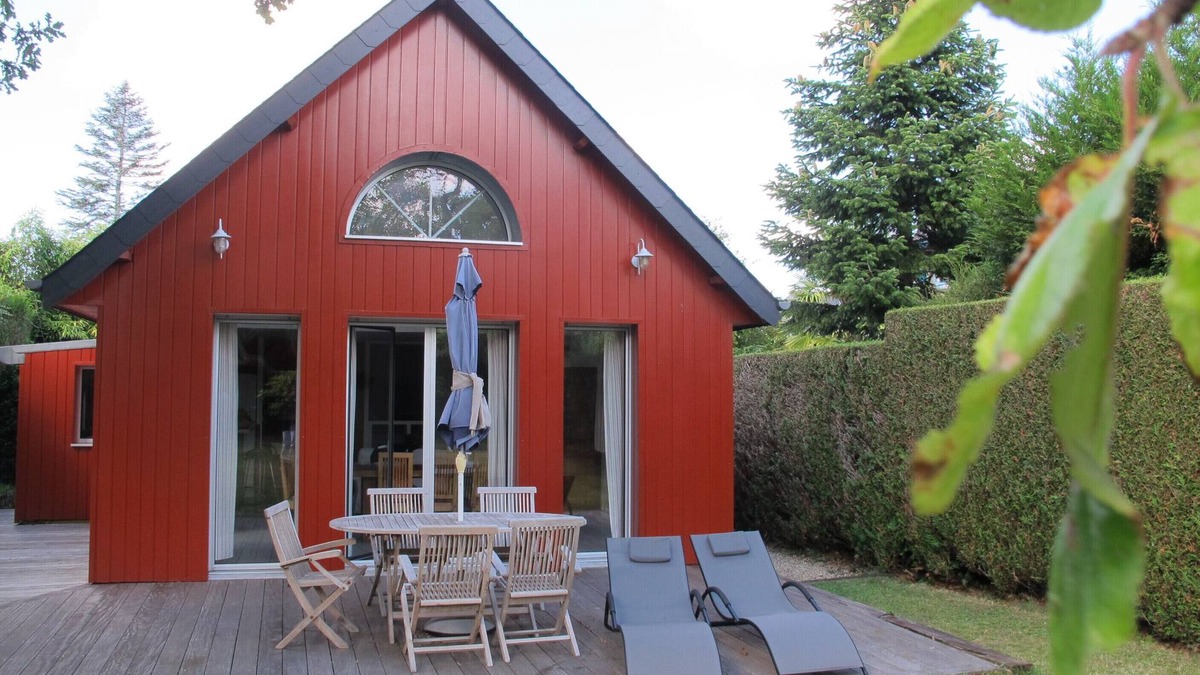 La Richardais House | House with enclosed garden near beaches,