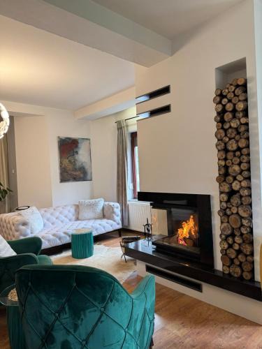 Skopje Villa | House with Fireplace & Jacuzzi