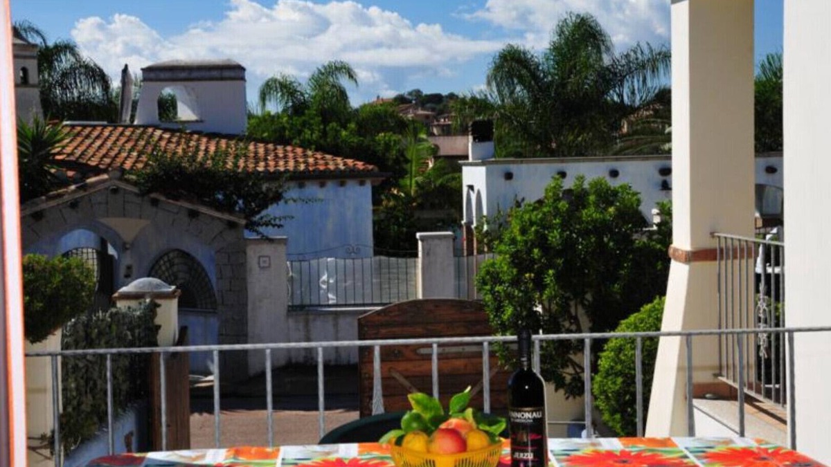 Arbatax House | House with garden and porch 100 meters from the sea, free and equipped beach