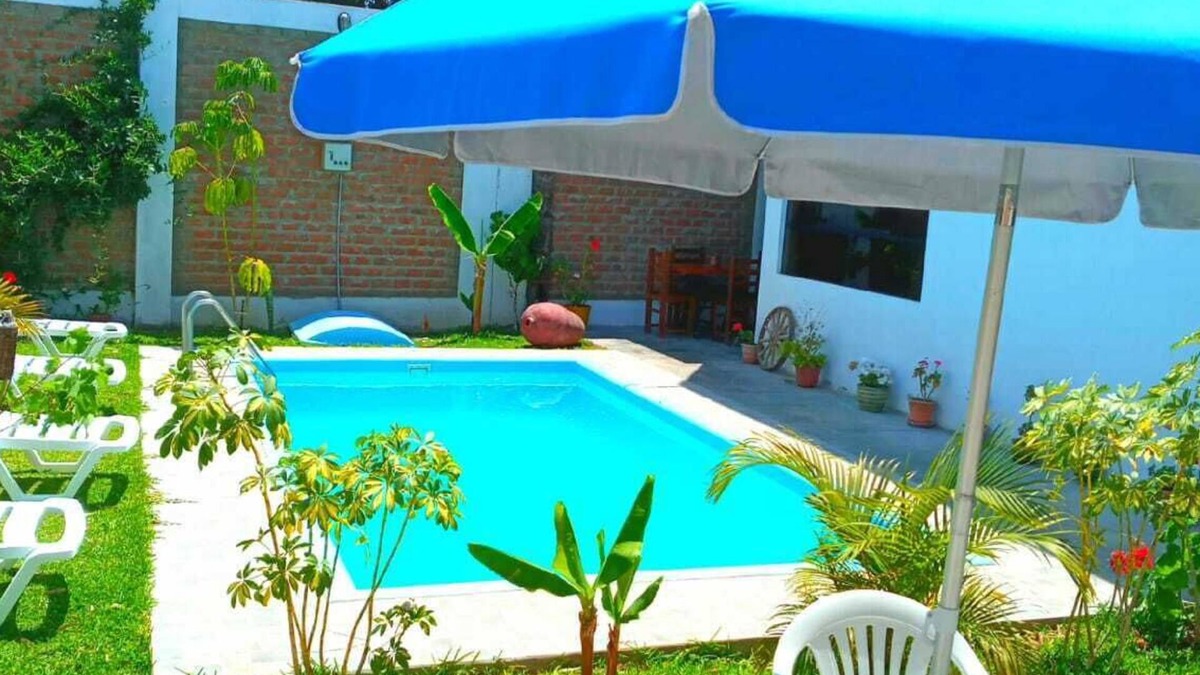 Ica House | house with garden and pool overlooking the dunes.