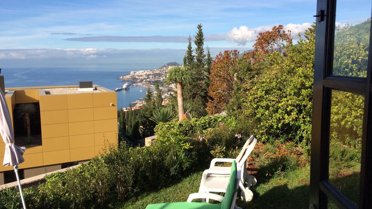 Sao Goncalo House | House with garden and view over Bay of Funchal
