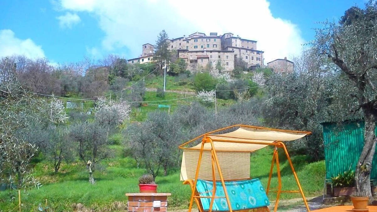 Aramo House | House with garden with olive trees