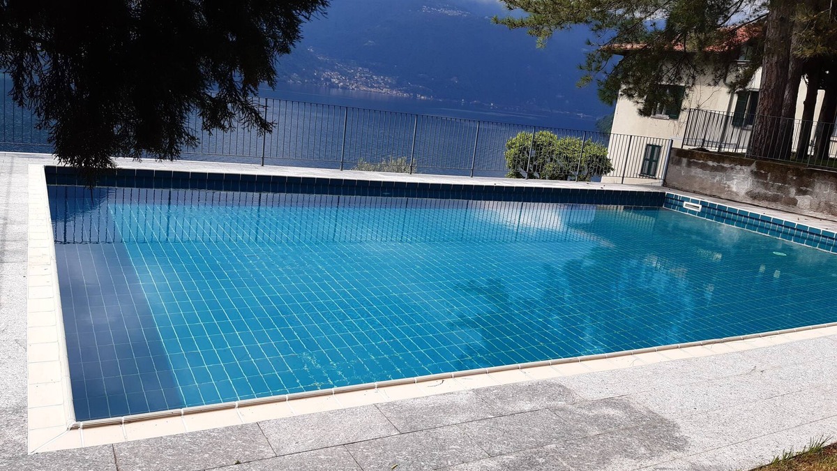 Nesso House | House with lake view in Nesso