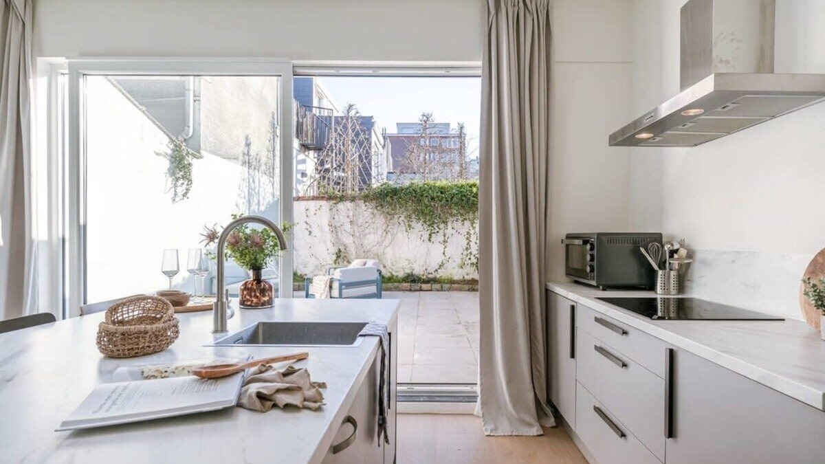 Deurne House | House with large and sunny terrace