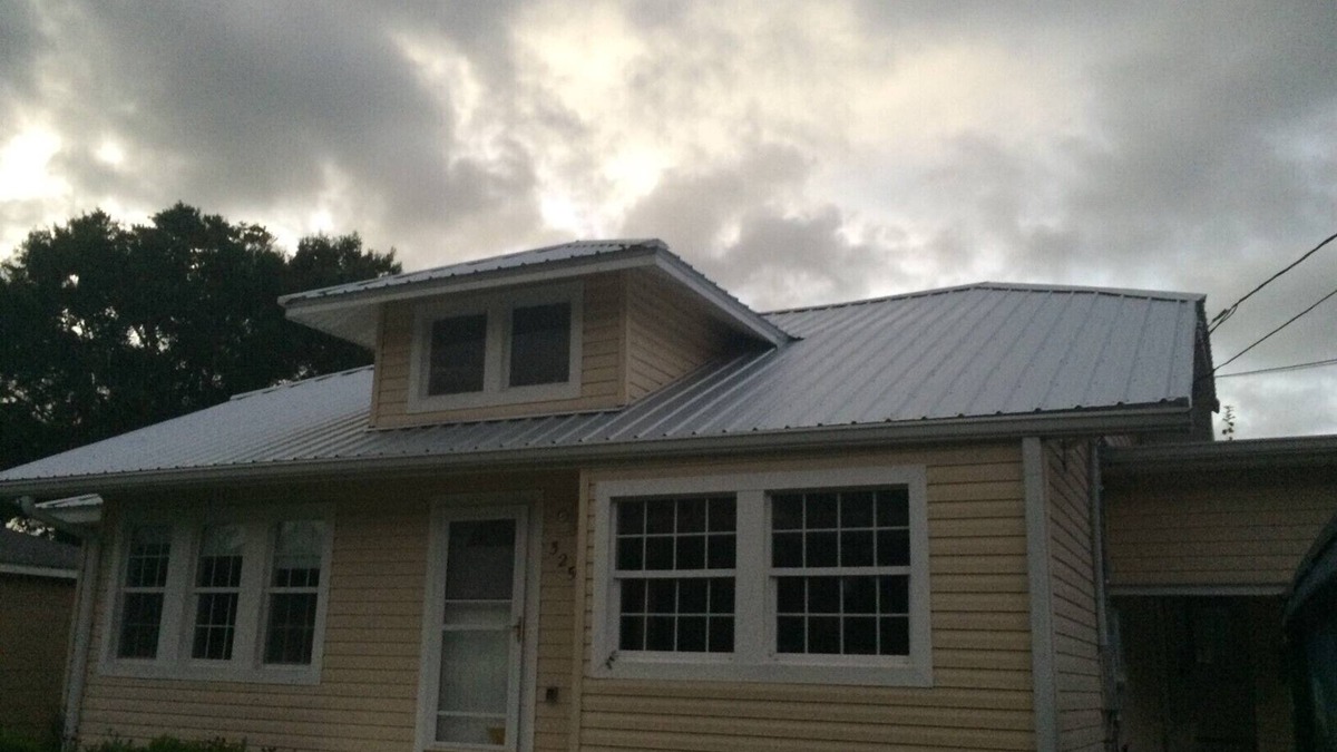 Winter Garden House | House with large deck, walking distance to Historic Downtown Winter Garden