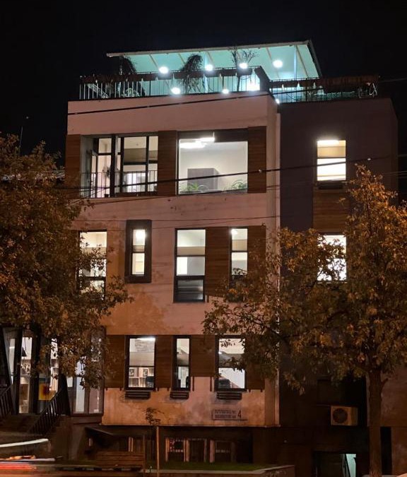 Arabkir House | House with Office in Yerevan Center Baghramyan 45