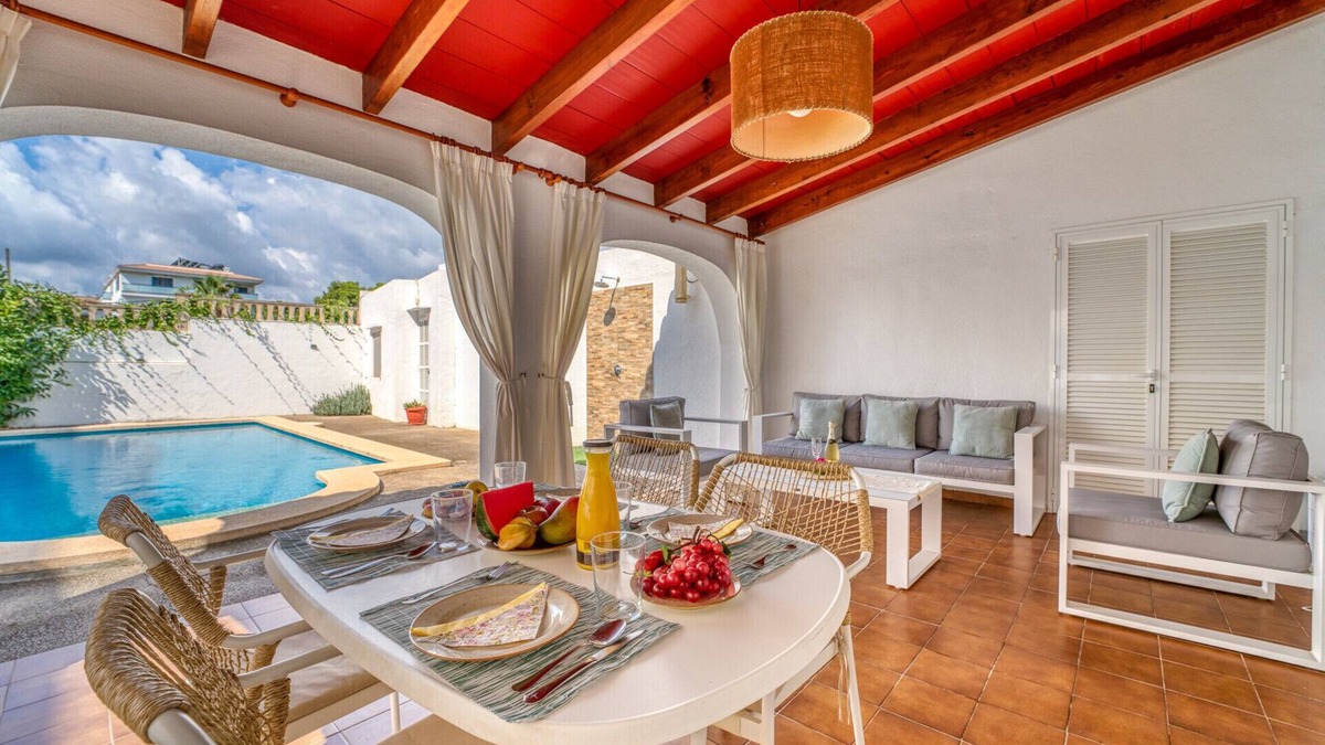 Cala Ratjada Ski Chalet | House with pool Christin in Cala Ratjada