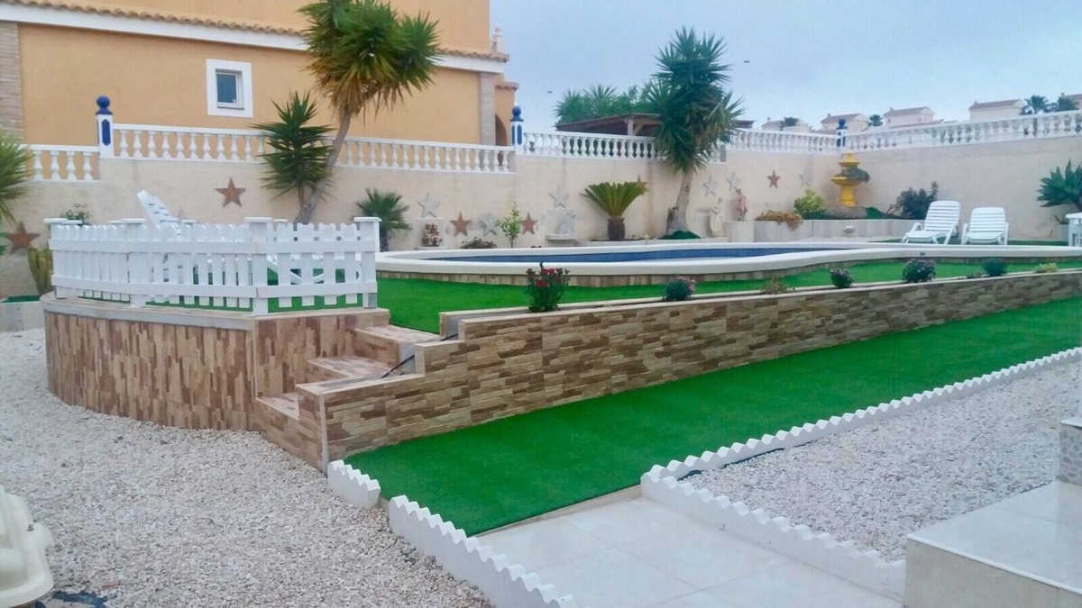 Los Arenales del Sol House | House with private pool
