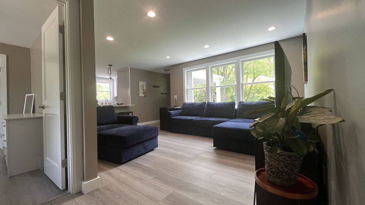 Friendship House | House with spacious patio