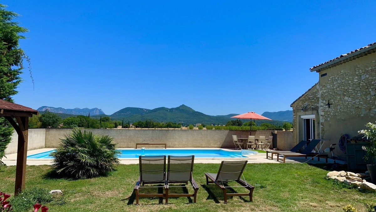 Cleon-d'Andran House | House with swimming pool in drome Provençale - gîte de Fragene
