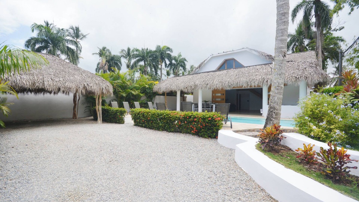 Las Terrenas Villa | House with swimming pool 300m from Las Ballenas beach