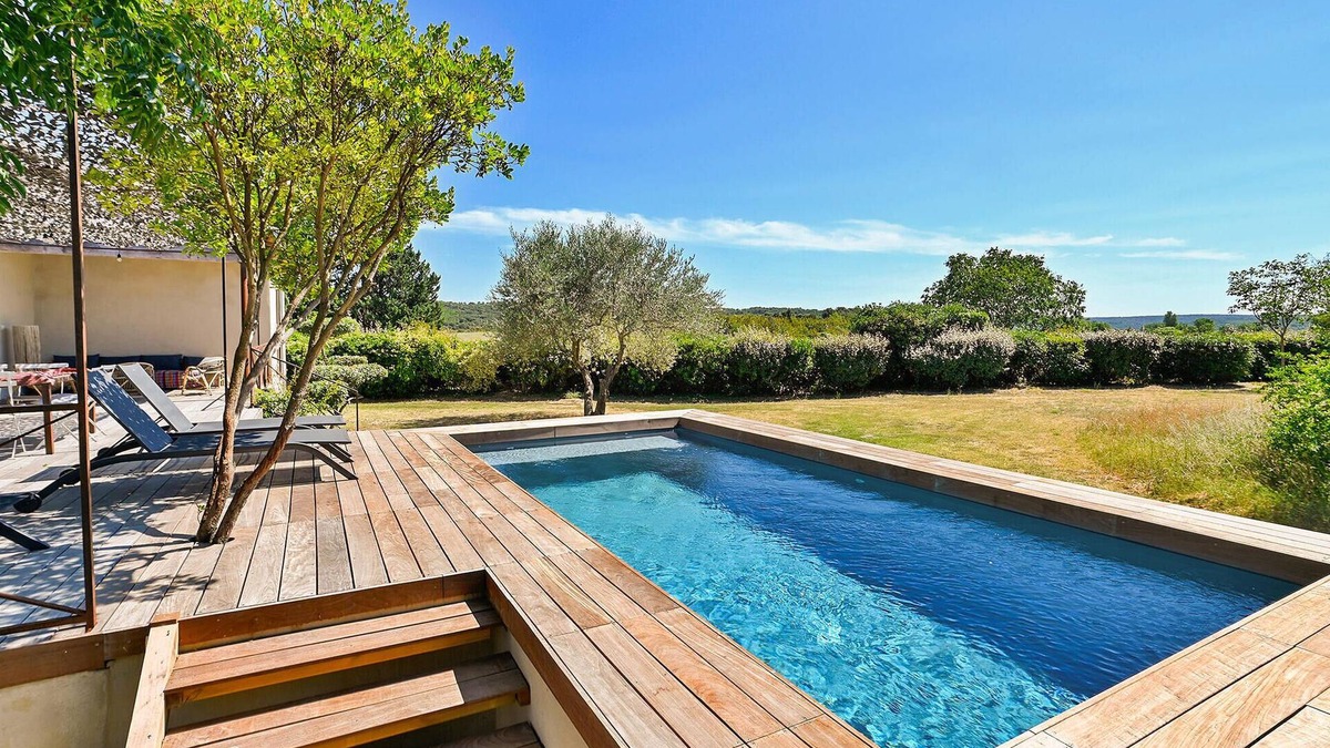 Blauzac House | house with swimming pool