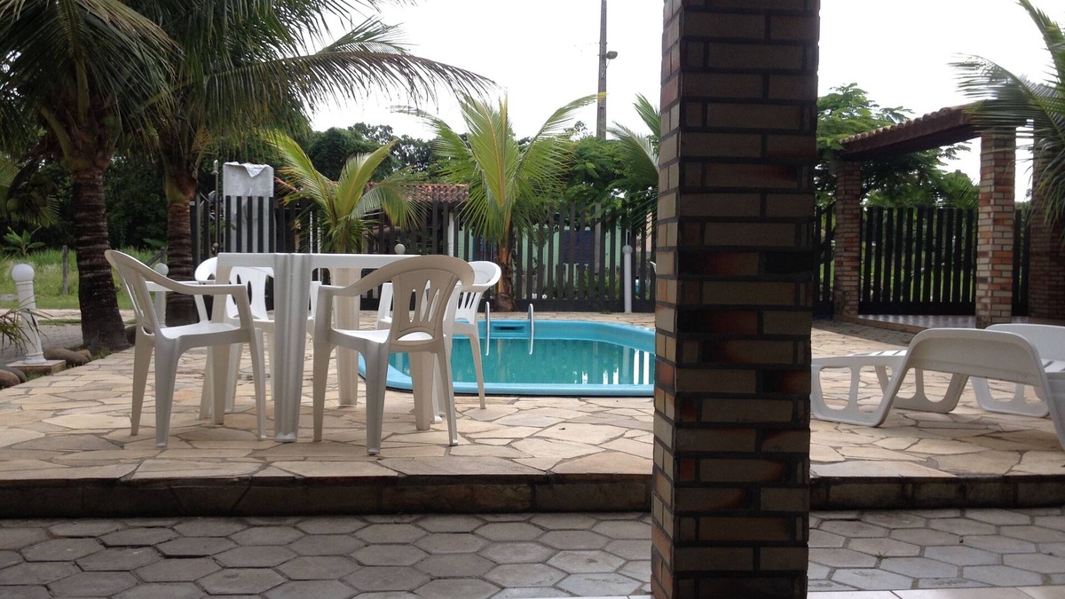 Itapoa House | House with swimming pool, air conditioning, WIFI, soccer pitch, for up to 16 people.
