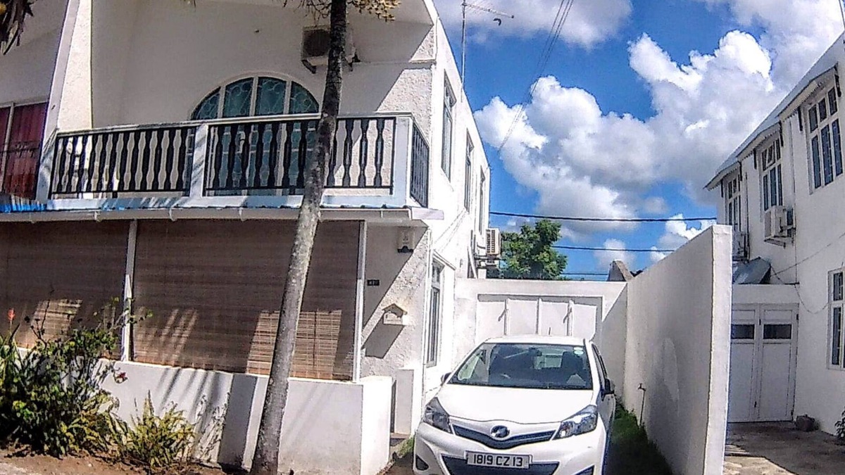 Pereybere House | houses/villas - 5 rooms - 6/7 personsHouse with gardenHouse with garden