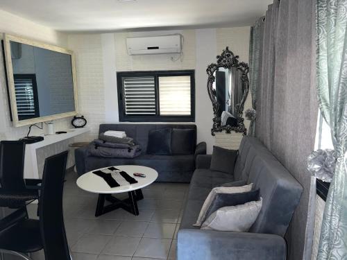 Mishmar HaYarden Apartment | Housing unit in the Moshav